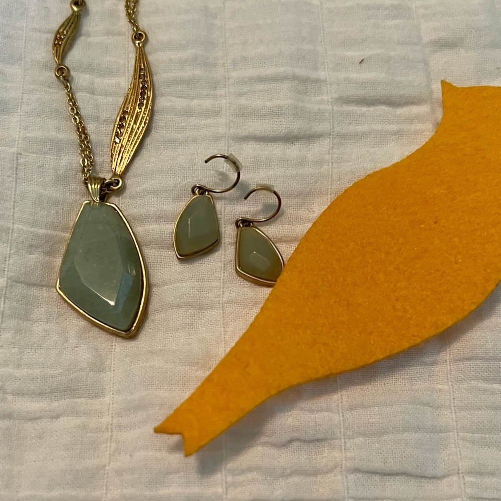 Chloe + Isabel 30” Chain With SemiPrecious Aventurin… Gem